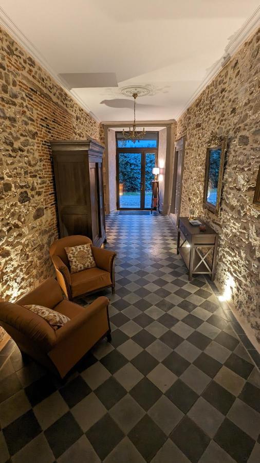 Отель La Salabertie Bagnac Экстерьер фото